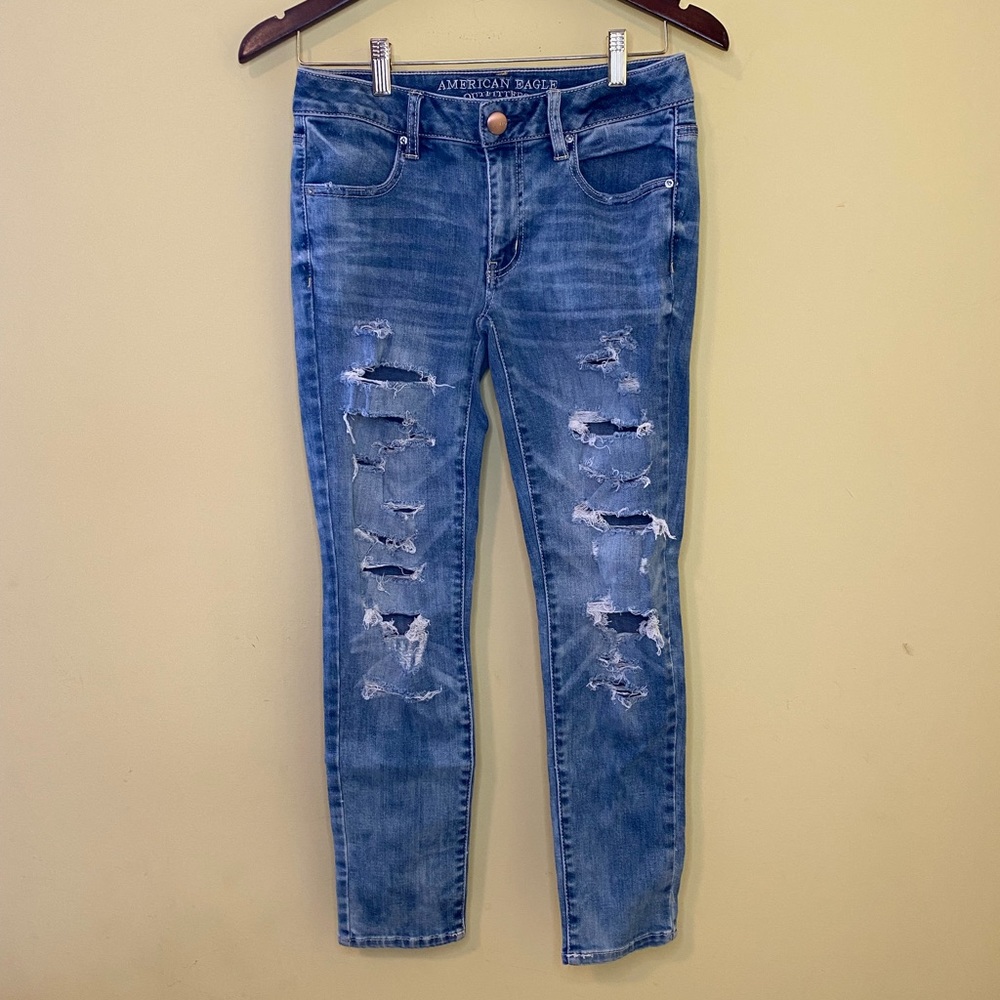 American Eagle Super Stretch Medium Wash Ankle Jegging Skinny Distressed Size 6